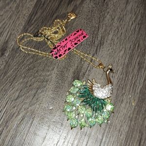 Crystal Green Peacock